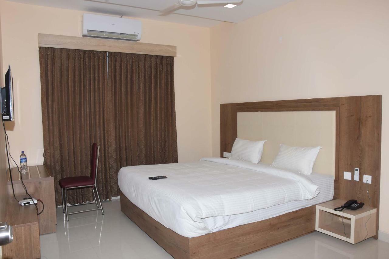 Salem Regency - A Business Stay Εξωτερικό φωτογραφία