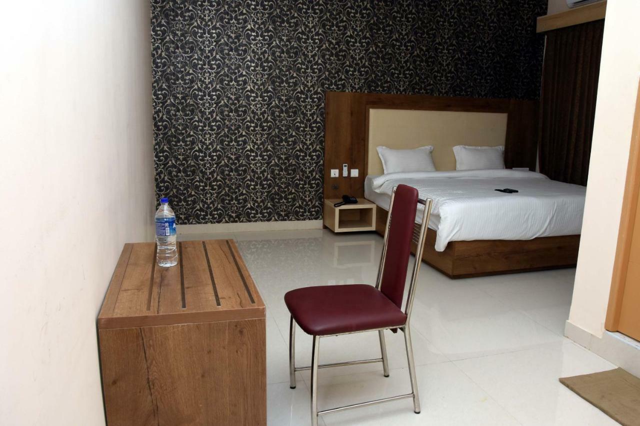Salem Regency - A Business Stay Εξωτερικό φωτογραφία